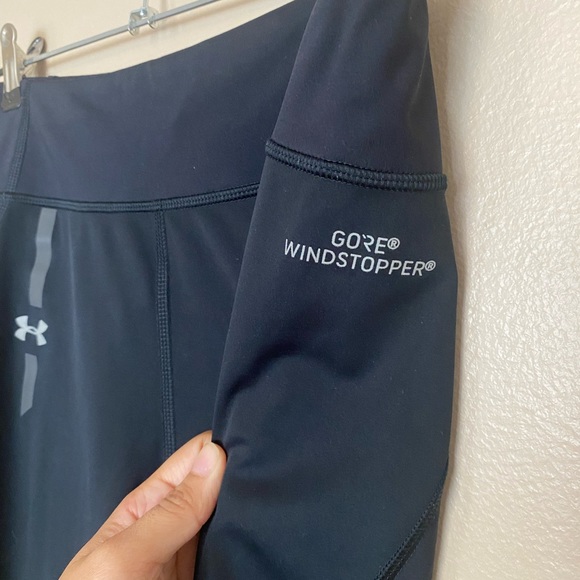 Under Armour Gore Wind Stopper Leggings Size Medium - Picture 2 of 5